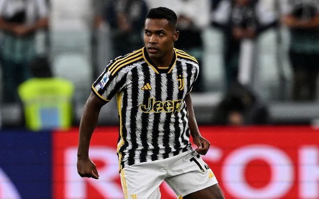 Alex Sandro will likely be absent from the match against AS Roma